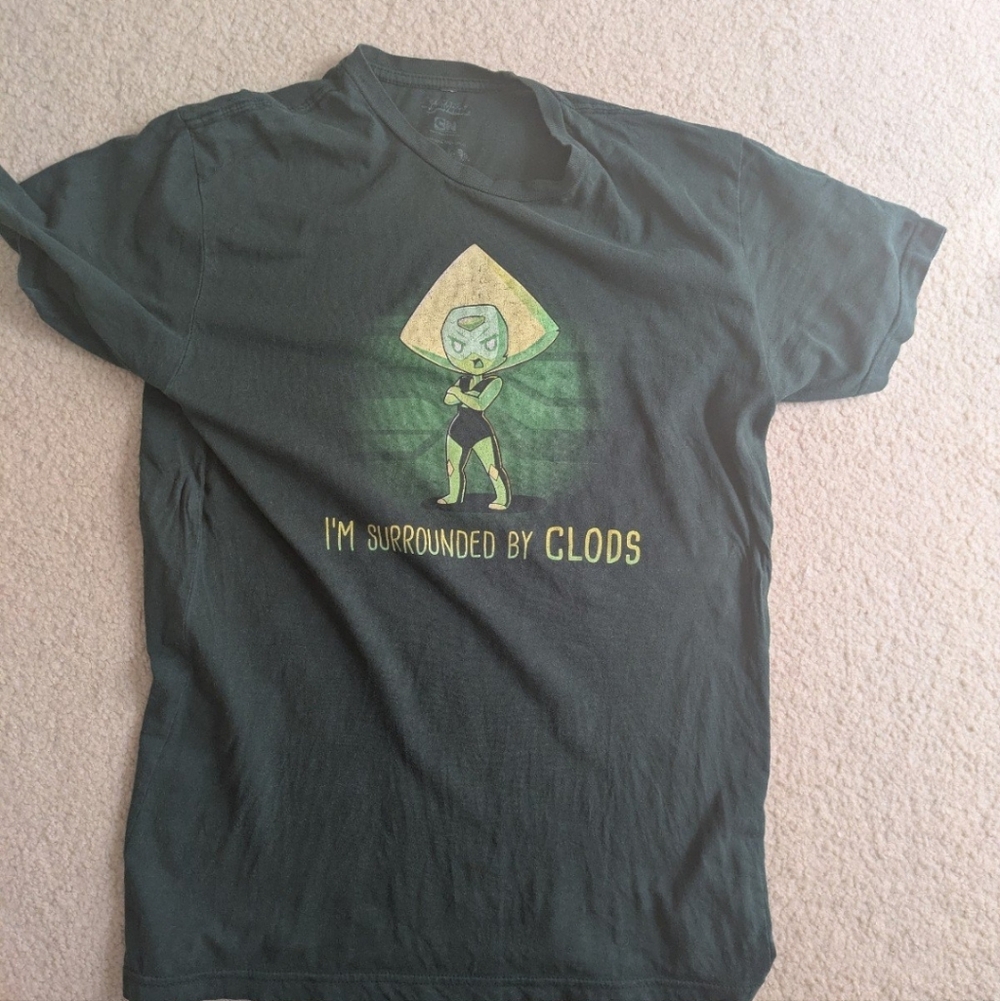 Peridot graphic t